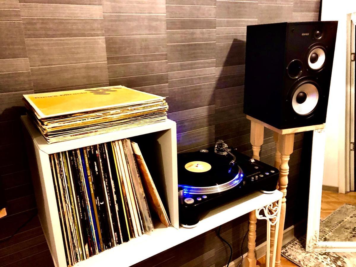 Vinyl'S Place 브라쇼브 외부 사진